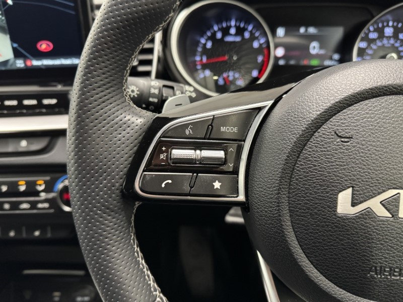 2025 (74) KIA CEED 1.5T GDi ISG 138 GT-Line 5dr DCT 4924354