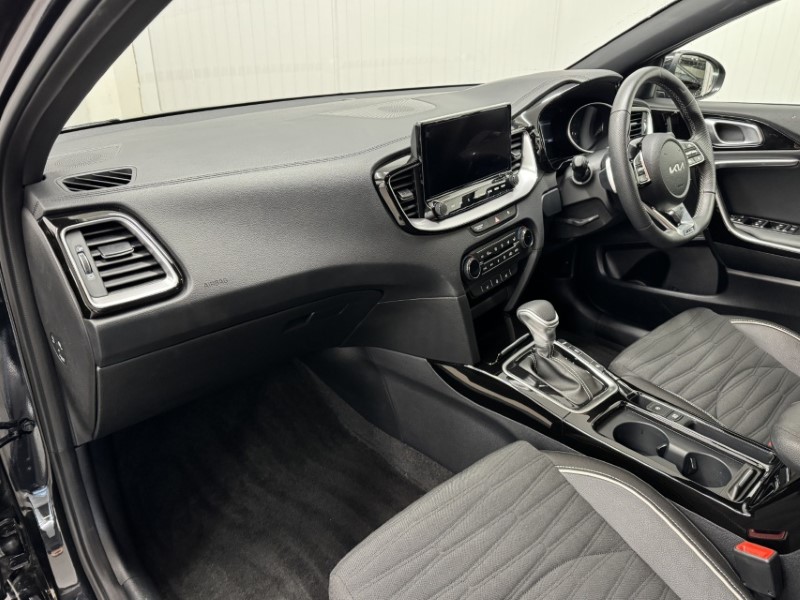 2025 (74) KIA CEED 1.5T GDi ISG 138 GT-Line 5dr DCT 4924348