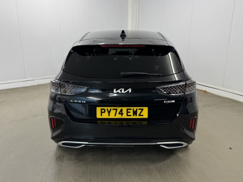 2025 (74) KIA CEED 1.5T GDi ISG 138 GT-Line 5dr DCT 4924325