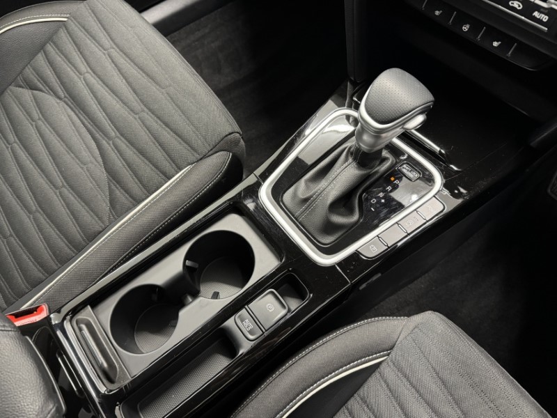 2025 (74) KIA CEED 1.5T GDi ISG 138 GT-Line 5dr DCT 4924333