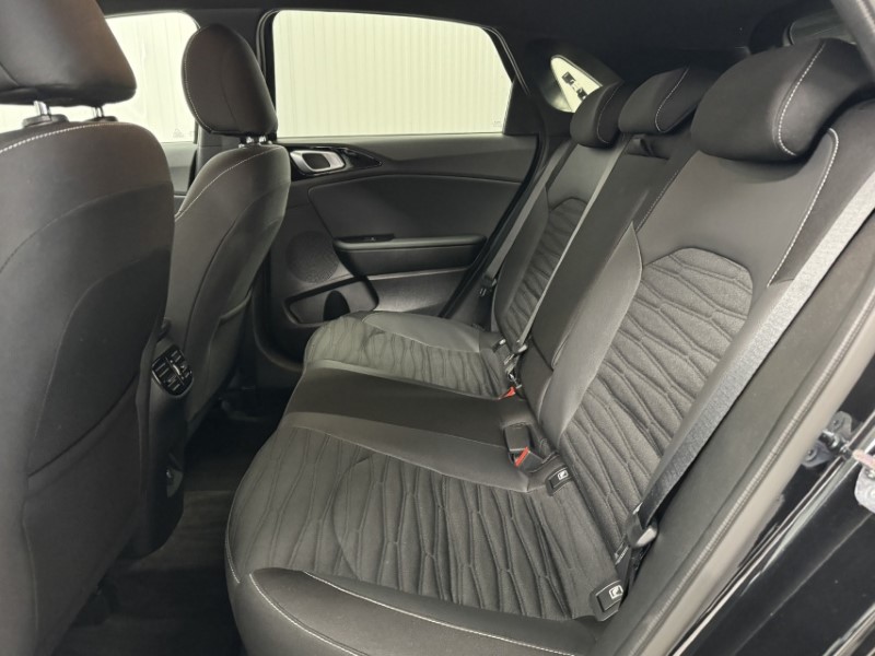 2025 (74) KIA CEED 1.5T GDi ISG 138 GT-Line 5dr DCT 4924328