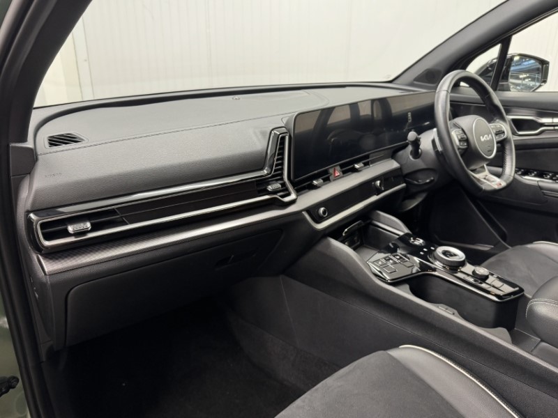 2025 (25) KIA SPORTAGE 1.6T GDi 207 HEV GT-Line 5dr Auto 5122439