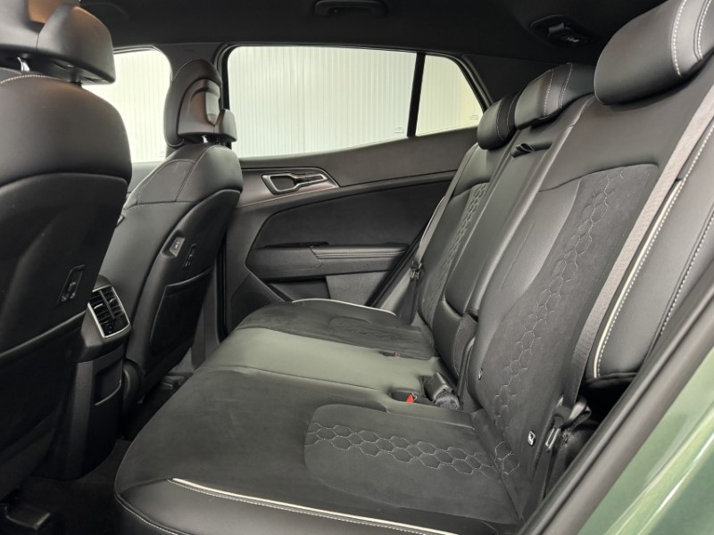 2025 (25) KIA SPORTAGE 1.6T GDi 207 HEV GT-Line 5dr Auto 5122436