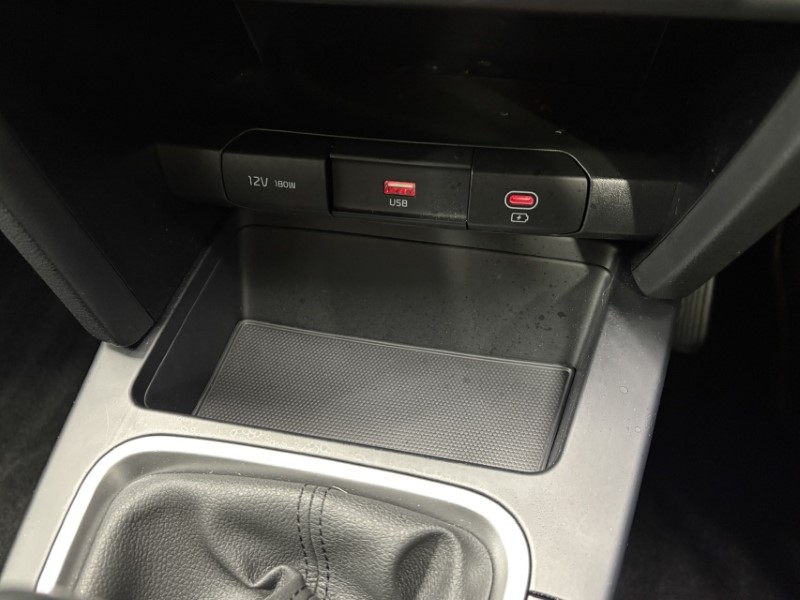 2025 (25) KIA CEED 1.5T GDi ISG 138 2 5dr 5163325