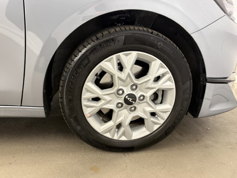 2025 (25) KIA CEED 1.5T GDi ISG 138 2 5dr 5163319