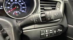 2025 (25) KIA CEED 1.5T GDi ISG 138 2 5dr 5163334