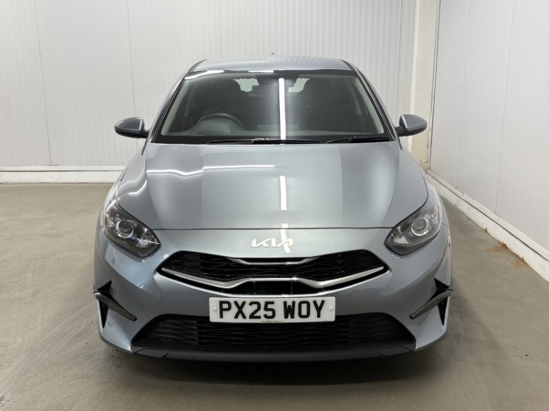 2025 (25) KIA CEED 1.5T GDi ISG 138 2 5dr 5163338