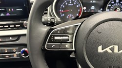 2025 (25) KIA CEED 1.5T GDi ISG 138 2 5dr 5163331