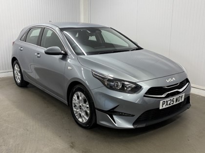 2025 (25) KIA CEED 1.5T GDi ISG 138 2 5dr