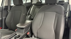 2025 (74) KIA SPORTAGE 1.6T GDi 157 48V ISG 2 5dr 4591208