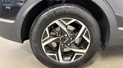2025 (74) KIA SPORTAGE 1.6T GDi 157 48V ISG 2 5dr 4591201