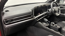 2025 (25) KIA SPORTAGE 1.6T GDi 207 HEV GT-Line 5dr Auto 4587569