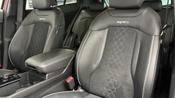 2025 (25) KIA SPORTAGE 1.6T GDi 207 HEV GT-Line 5dr Auto 4587571