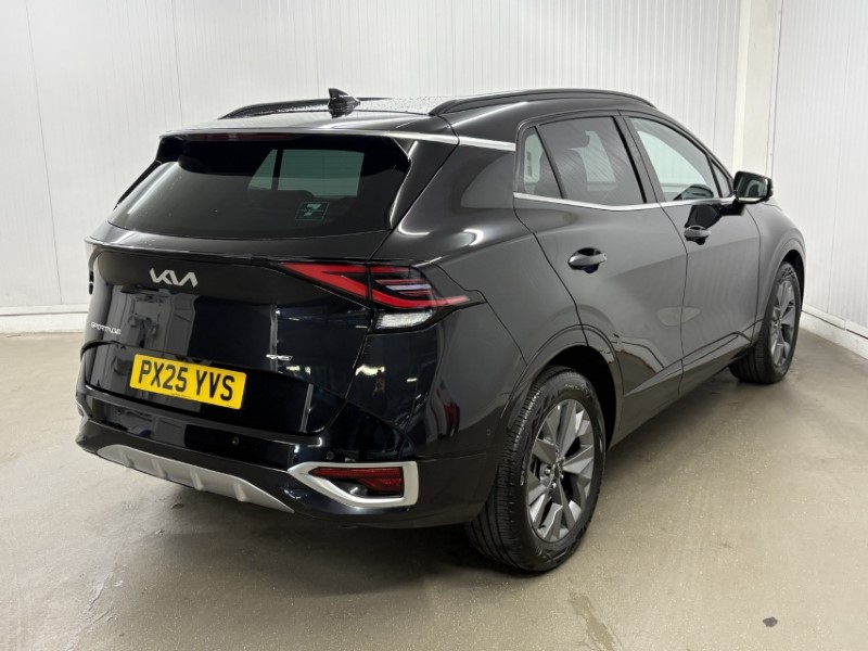 2025 (25) KIA SPORTAGE 1.6T GDi 207 HEV GT-Line S 5dr Auto 4592753