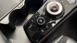 2025 (25) KIA SPORTAGE 1.6T GDi 207 HEV GT-Line S 5dr Auto 4592768