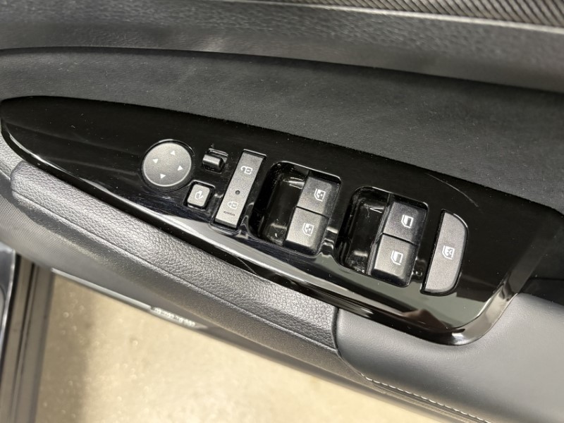 2025 (25) KIA SPORTAGE 1.6T GDi 207 HEV GT-Line S 5dr Auto 4592787