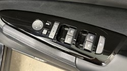 2025 (25) KIA SPORTAGE 1.6T GDi 207 HEV GT-Line S 5dr Auto 4592787