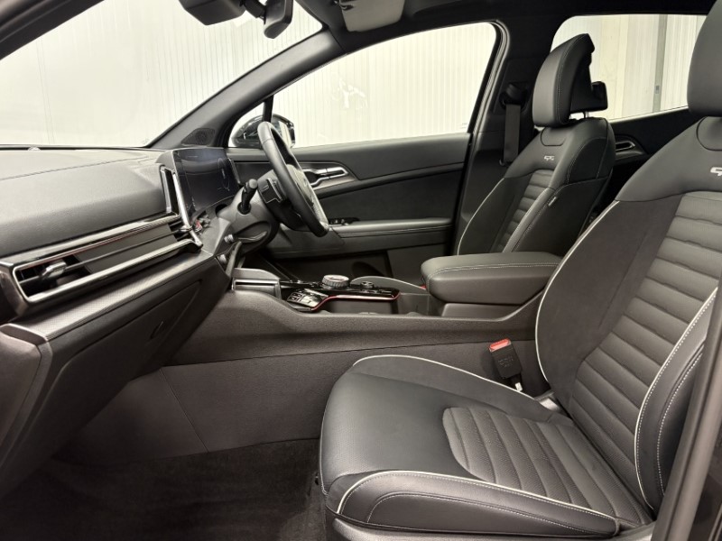 2025 (25) KIA SPORTAGE 1.6T GDi 207 HEV GT-Line S 5dr Auto 4592760