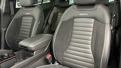 2025 (25) KIA SPORTAGE 1.6T GDi 207 HEV GT-Line S 5dr Auto 4592761