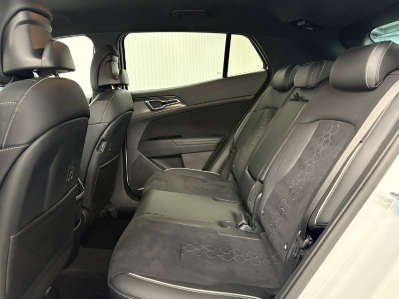 2025 (25) KIA SPORTAGE 1.6T GDi 157 48V ISG GT-Line 5dr DCT 4587475