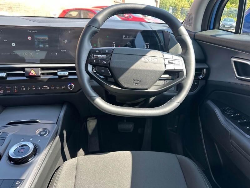 2025 (75) KIA SPORTAGE 1.6T GDi HEV Pure 5dr Auto 5439448