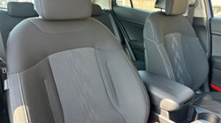 2025 (75) KIA SPORTAGE 1.6T GDi HEV Pure 5dr Auto 5439443