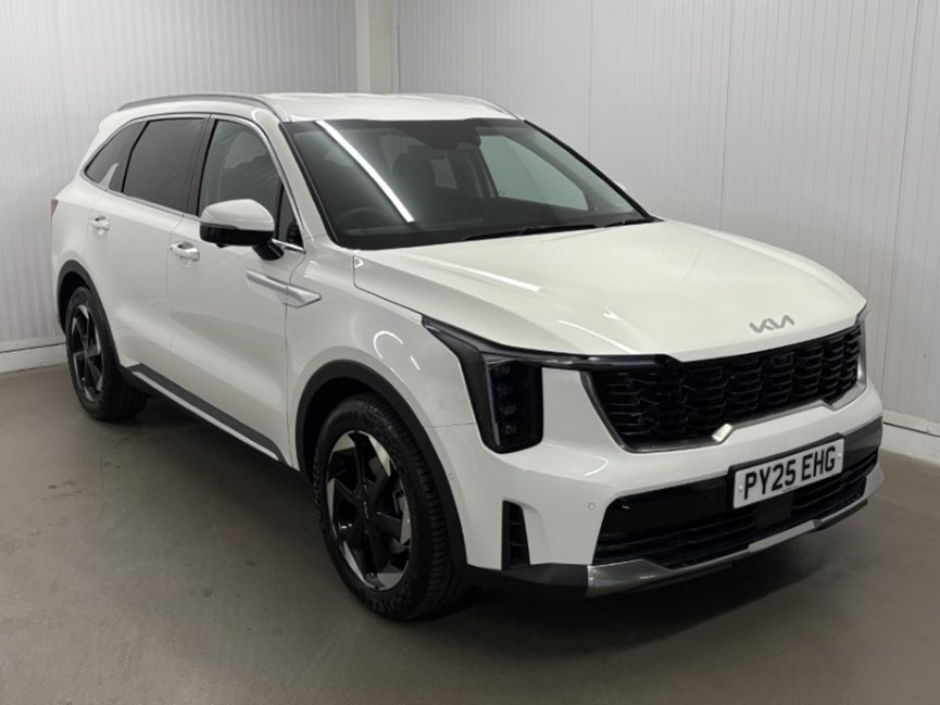 2025 (25) KIA SORENTO 1.6 T-GDi HEV 3 5dr Auto
