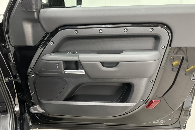  LAND ROVER COMMERCIAL DEFENDER 3.0 D250 Hard Top S Auto 3559053