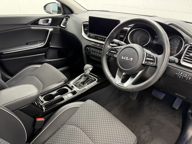 2025 (25) KIA XCEED 1.5T GDi ISG 138 3 5dr DCT 5396676