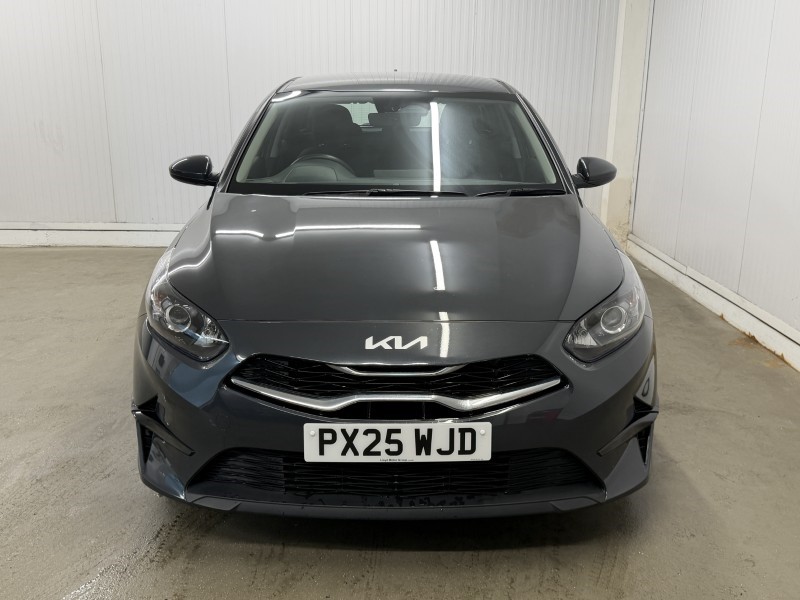 2025 (25) KIA CEED 1.5T GDi ISG 138 2 5dr 5458790
