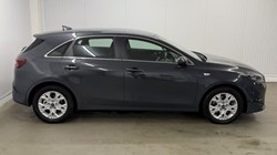 2025 (25) KIA CEED 1.5T GDi ISG 138 2 5dr 5458788