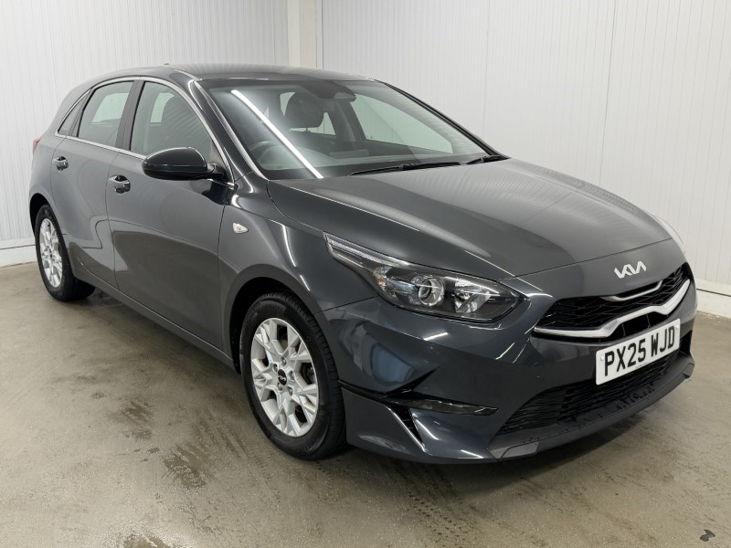 2025 (25) KIA CEED 1.5T GDi ISG 138 2 5dr