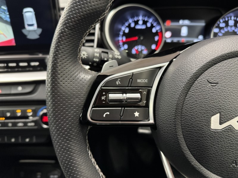 2025 (25) KIA CEED 1.5T GDi ISG 138 GT-Line 5dr DCT 5294151