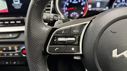 2025 (25) KIA CEED 1.5T GDi ISG 138 GT-Line 5dr DCT 5294151