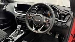 2025 (25) KIA CEED 1.5T GDi ISG 138 GT-Line 5dr DCT 5294177