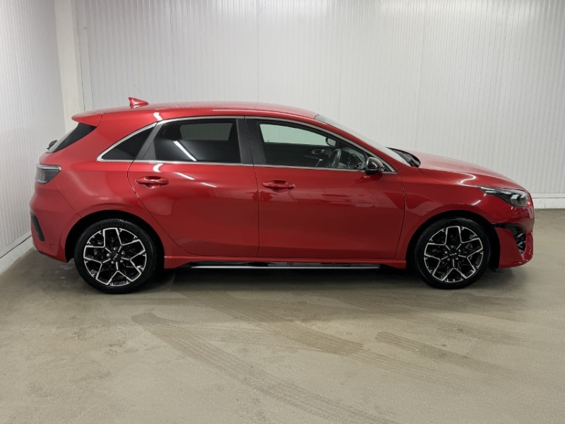 2025 (25) KIA CEED 1.5T GDi ISG 138 GT-Line 5dr DCT 5294168
