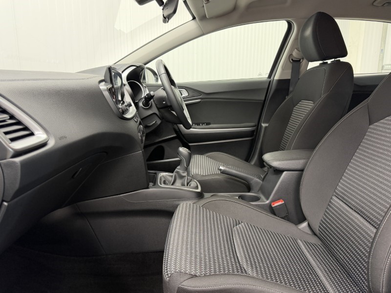 2025 (25) KIA XCEED 1.5T GDi ISG 138 2 5dr 5415557