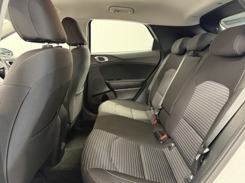 2025 (25) KIA XCEED 1.5T GDi ISG 138 2 5dr 5415555