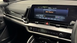 2025 (25) KIA SPORTAGE 1.6T GDi 207 HEV GT-Line S 5dr Auto AWD 4811186