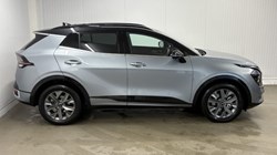 2025 (25) KIA SPORTAGE 1.6T GDi 207 HEV GT-Line S 5dr Auto AWD 4817990