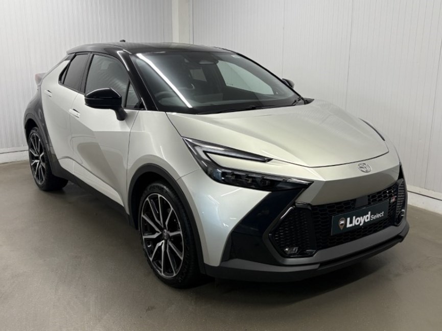 2024 (74) TOYOTA C-HR 2.0 PHEV GR Sport 5dr CVT