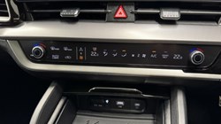 2025 (25) KIA SPORTAGE 1.6T GDi 207 HEV GT-Line S 5dr Auto AWD 5077444