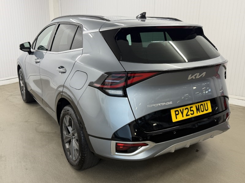 2025 (25) KIA SPORTAGE 1.6T GDi 207 HEV GT-Line 5dr Auto 5561294
