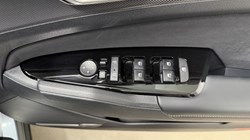 2025 (25) KIA SPORTAGE 1.6T GDi 207 HEV GT-Line 5dr Auto 5561306