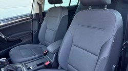 2019 (19) VOLKSWAGEN GOLF 1.6 TDI Match 5dr DSG 5421187