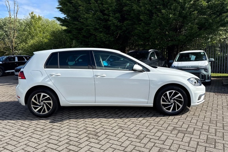 2019 (19) VOLKSWAGEN GOLF 1.6 TDI Match 5dr DSG 5420605