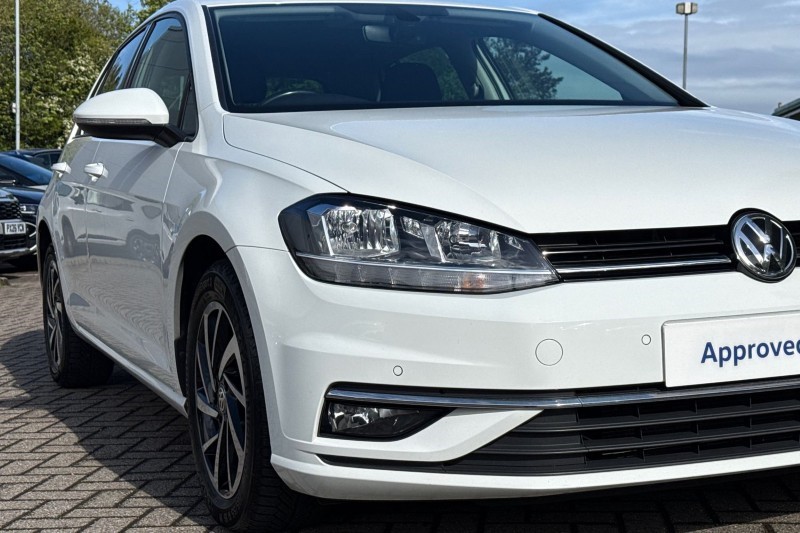 2019 (19) VOLKSWAGEN GOLF 1.6 TDI Match 5dr DSG 5420633
