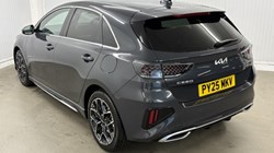 2025 (25) KIA CEED 1.5T GDi ISG 138 GT-Line 5dr 4675086