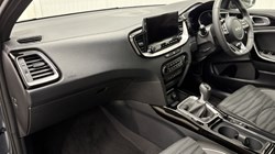 2025 (25) KIA CEED 1.5T GDi ISG 138 GT-Line 5dr 4675096