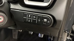 2025 (25) KIA CEED 1.5T GDi ISG 138 GT-Line 5dr 4675112